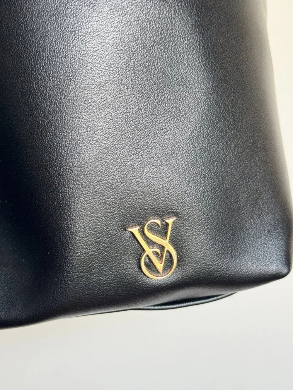Victoria’s Secret Black Bow Slouchy Hobo Shoulder Bag Faux Leather VS Gold Logo
